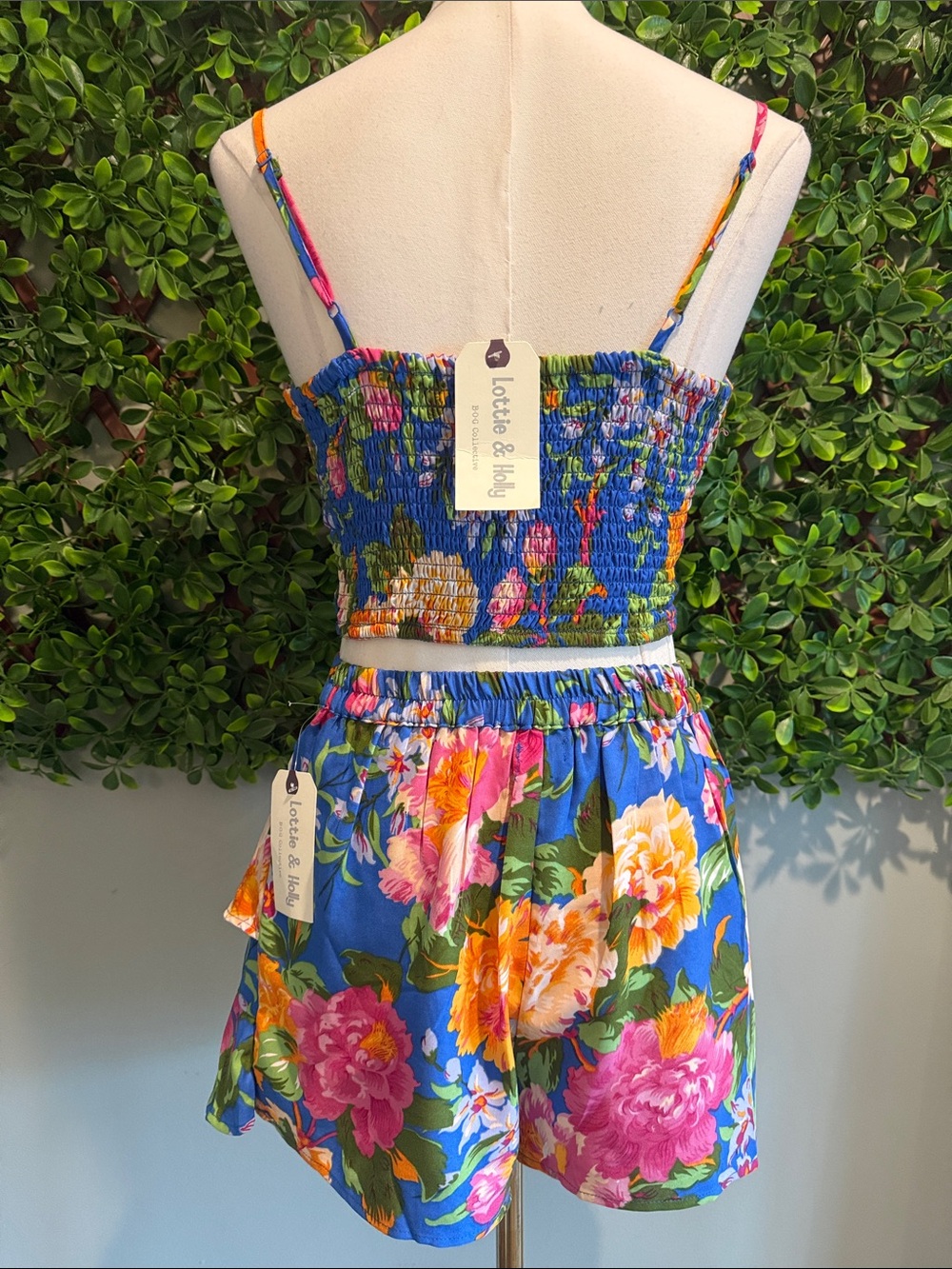 NWT- Floral Tie-Front Crop Top & Skort Set - Picture 9 of 13